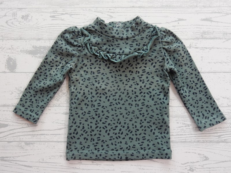 Bakkaboe longsleeve groen zwart spots ruches rib maat 68