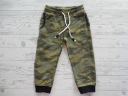 El Corte Ingles joggingbroek sweatstof legergroen camouflage maat 92