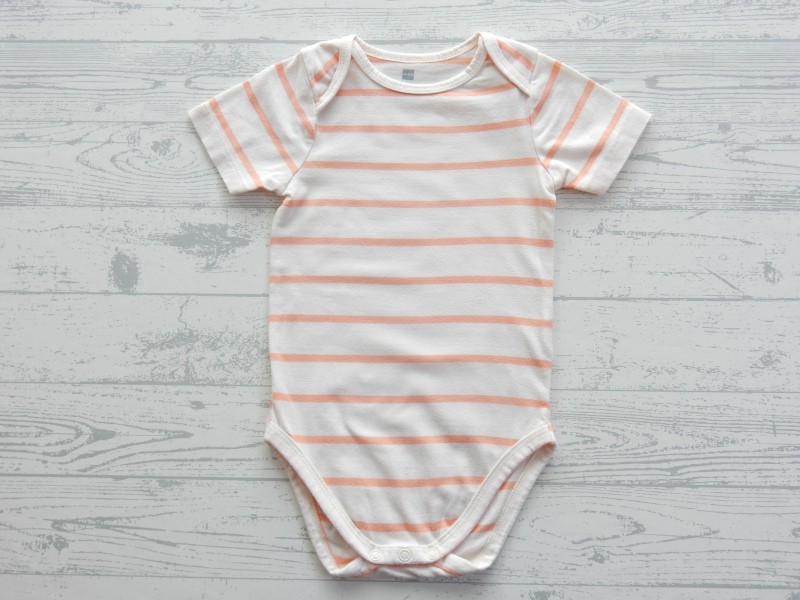 Hema romper korte mouw ecru oranje gestreept maat 86-92