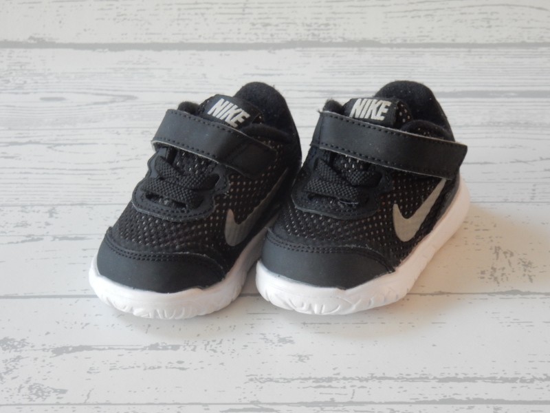 Nike baby sneakers zwart zilver swoosh Flex Experience 4 maat 17